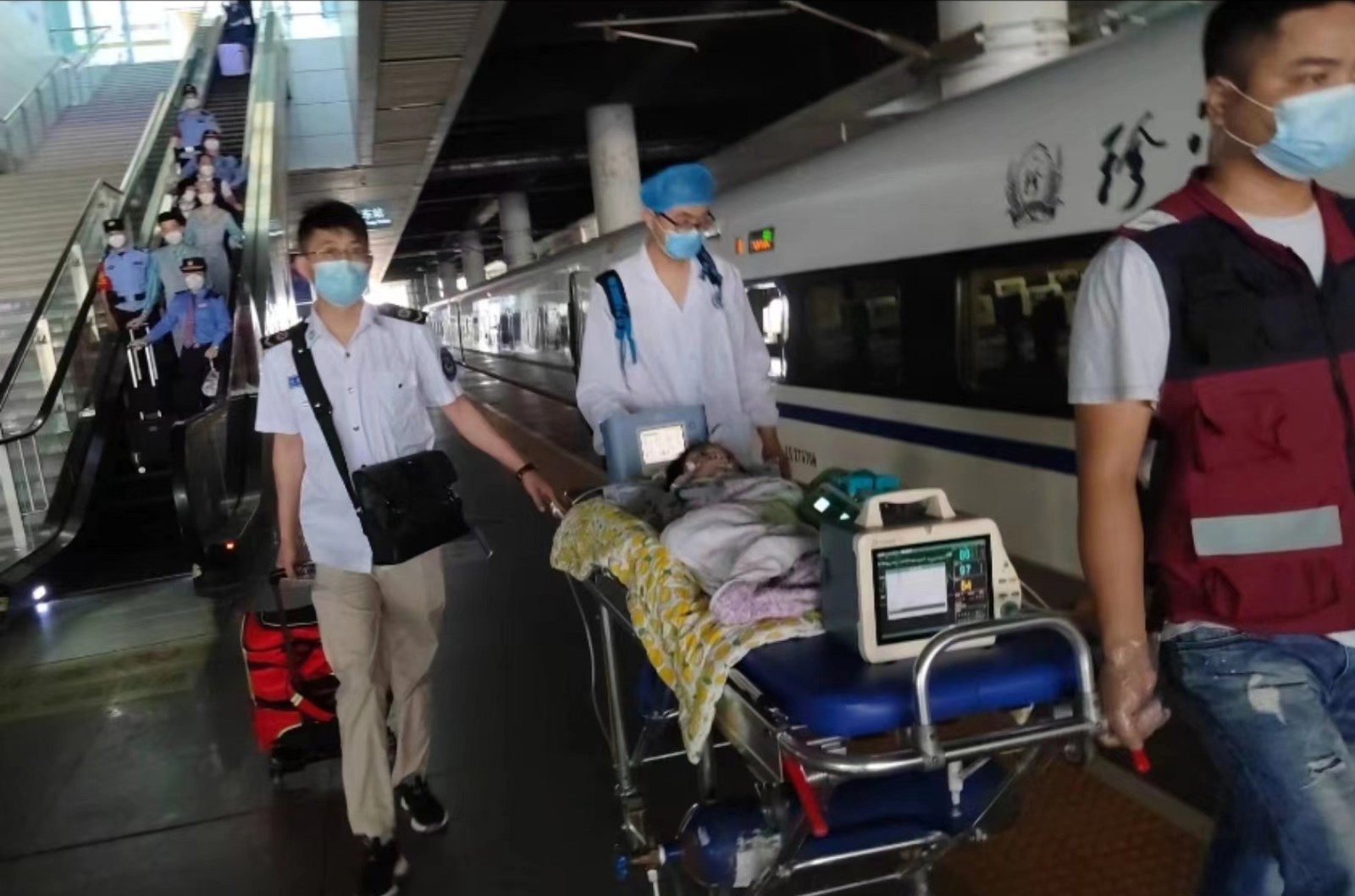 鹿邑县高铁转运公司